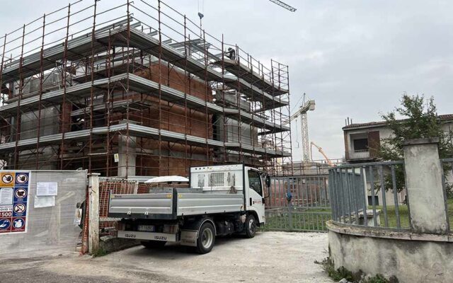 Demolizione villetta e ricostruzione a Villafranca